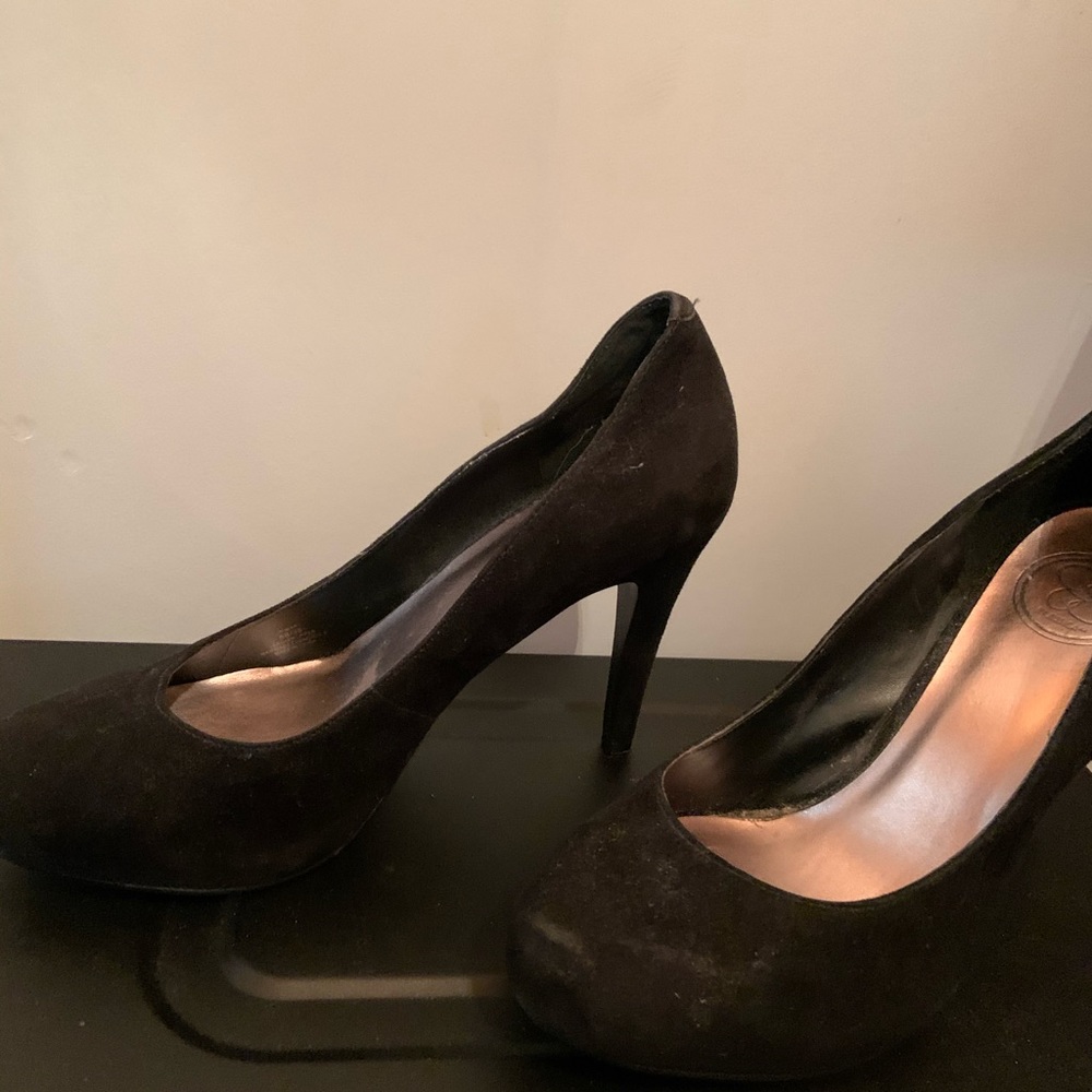 Black heels